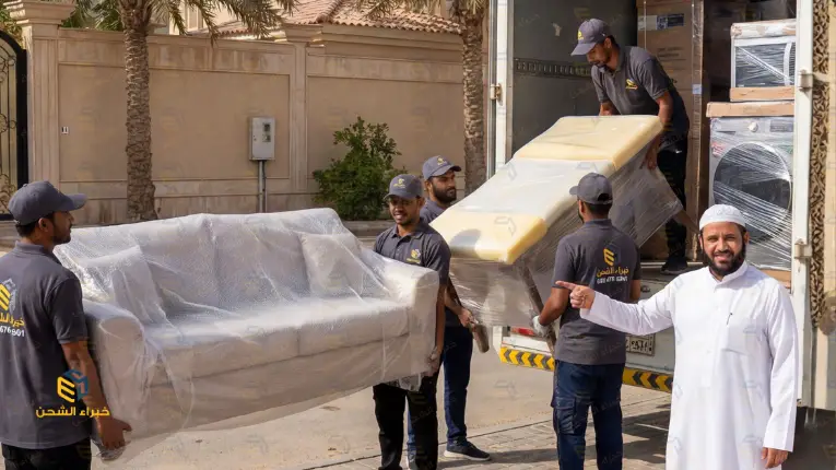 Moving furniture in Riyadh images akrm